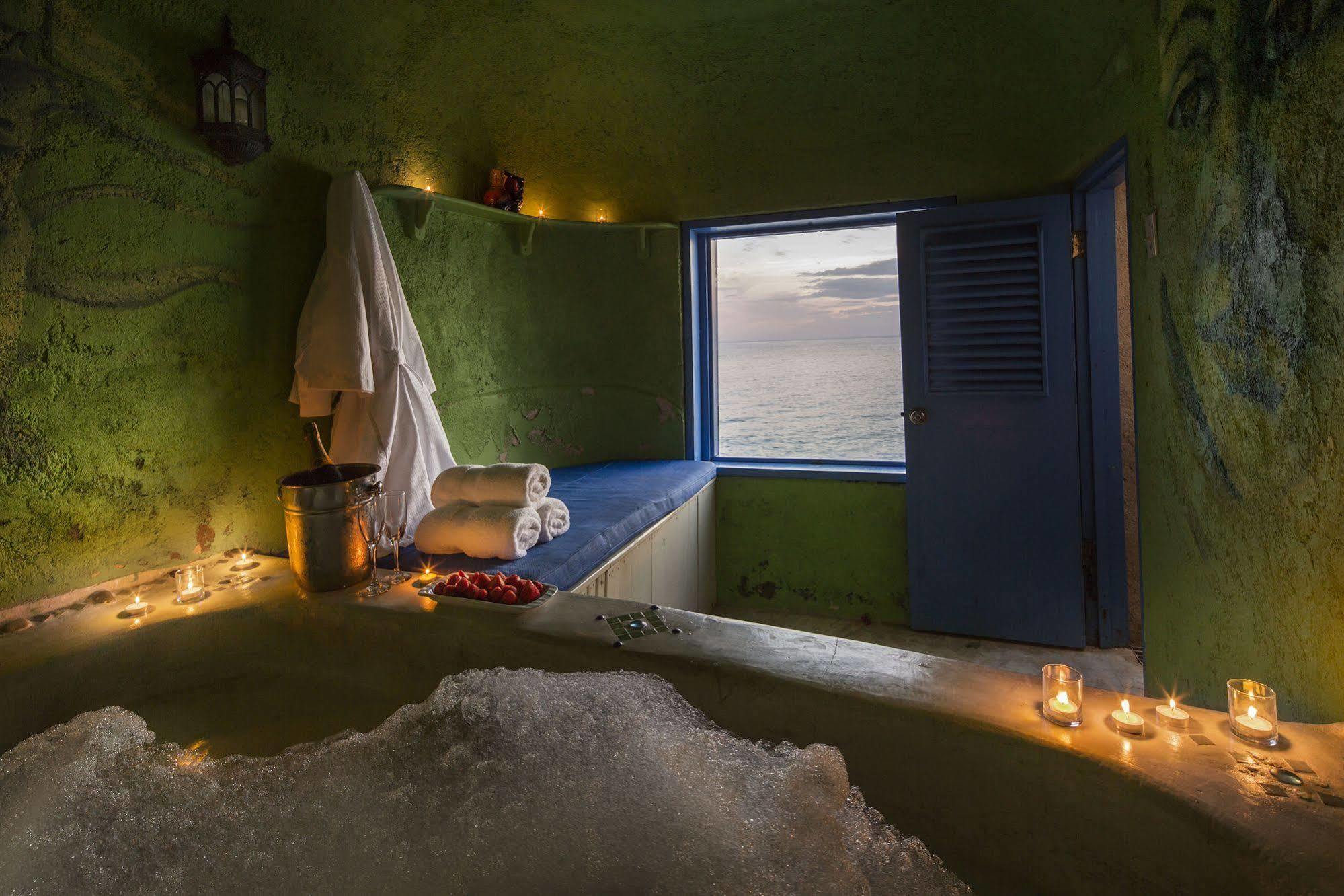 The Caves Hotel Negril Eksteriør billede